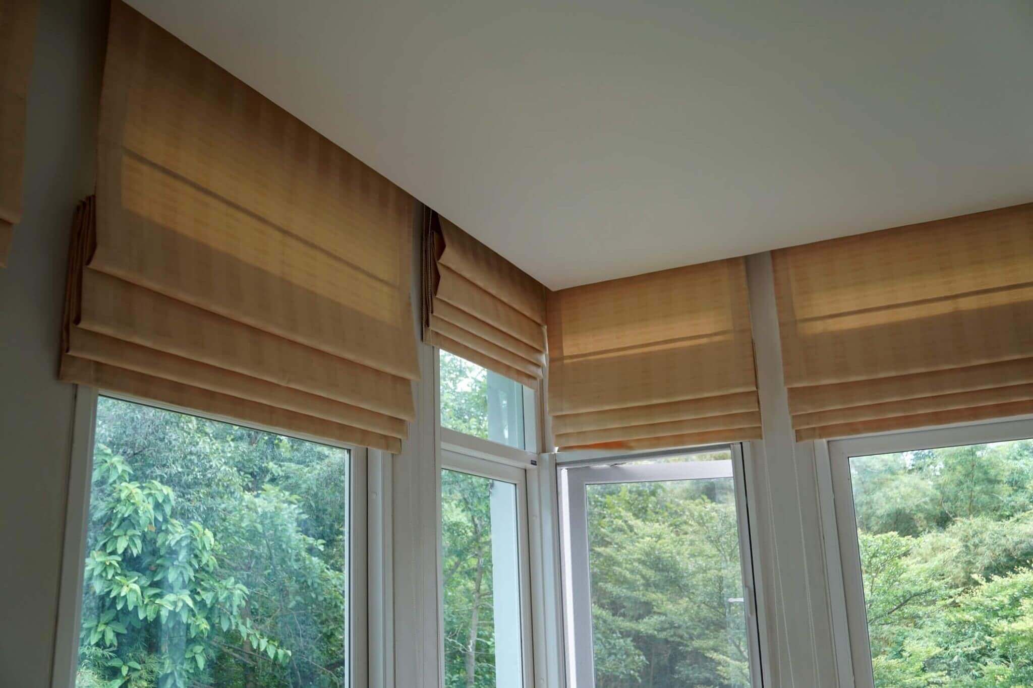 Meet Classy and Beautiful Roman Shades!